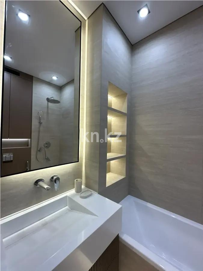 Продажа 3-комнатной квартиры, 80 м², пр. Аль-Фараби, дом  41/2б в Алматы - фото 4