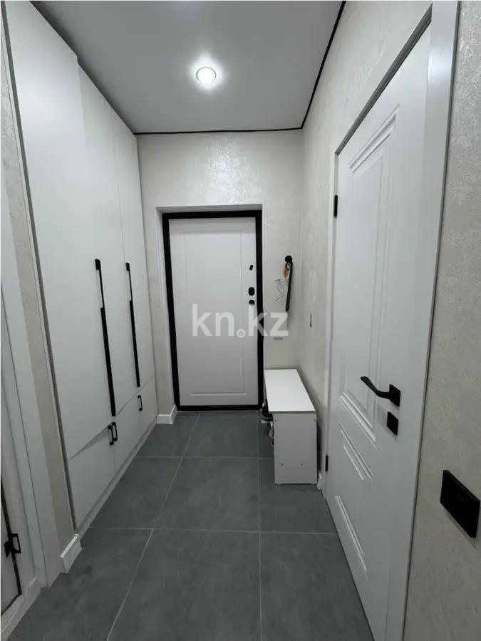Продажа 1-комнатной квартиры, 35 м², ул. Култегин, дом  2 в Астане - фото 4