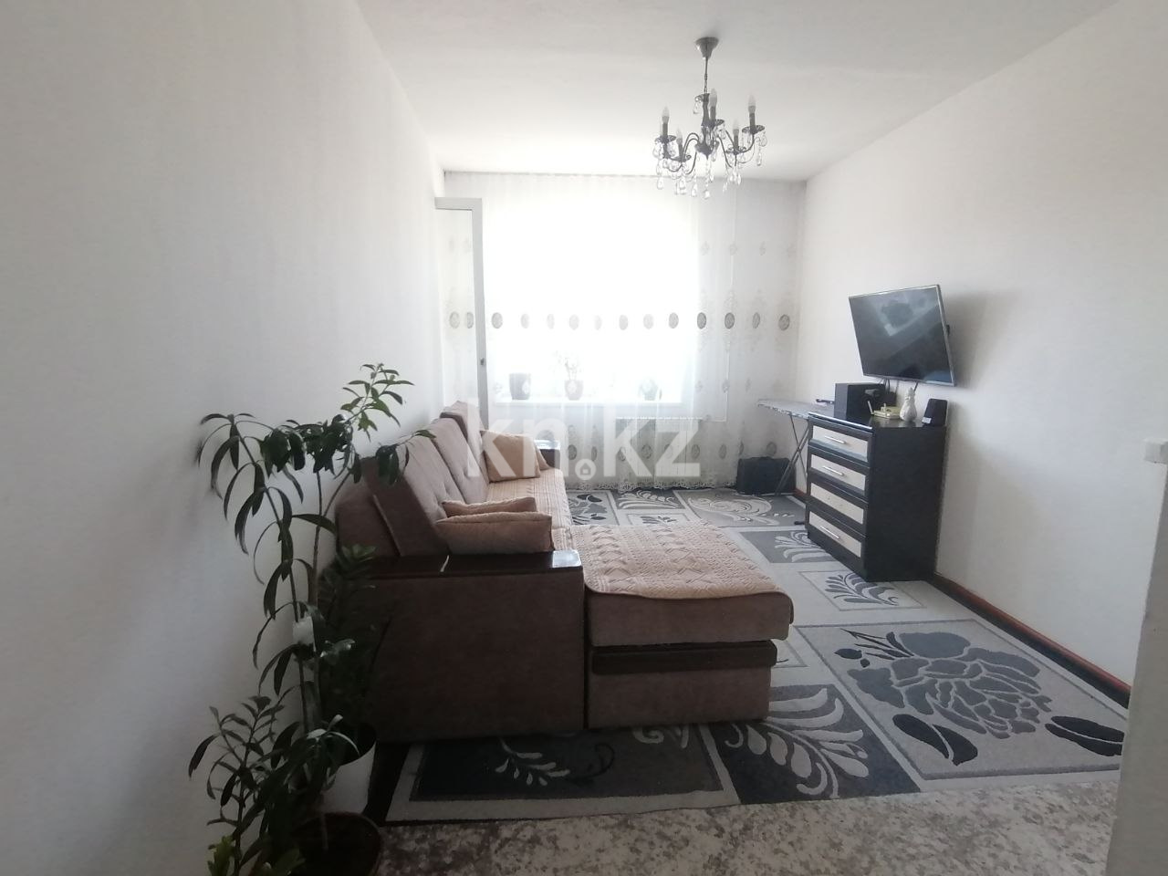 Продажа 2-комнатной квартиры, 51.7 м², ул. Кокжал Барака, дом  2 - Продажа квартир в Усть-Каменогорске с фото фото 1 из 18