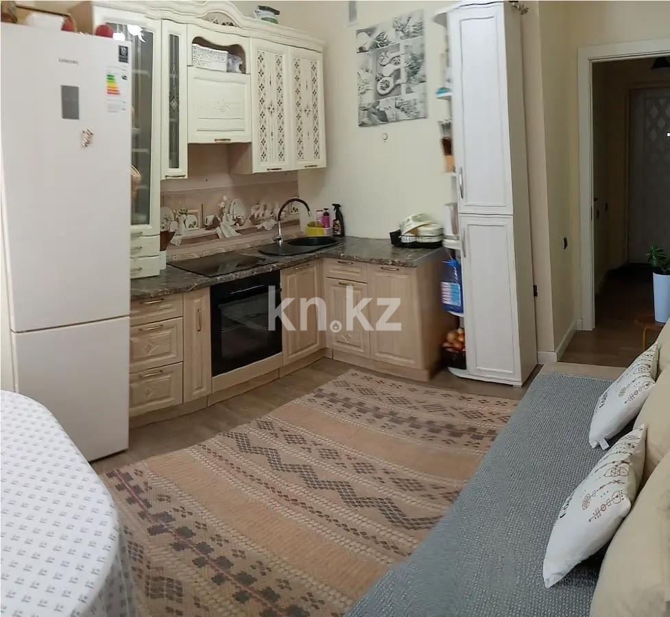 Продажа 1-комнатной квартиры, 38 м², ул. Караменде Би Шакаулы, дом  7 в Астане - фото 2