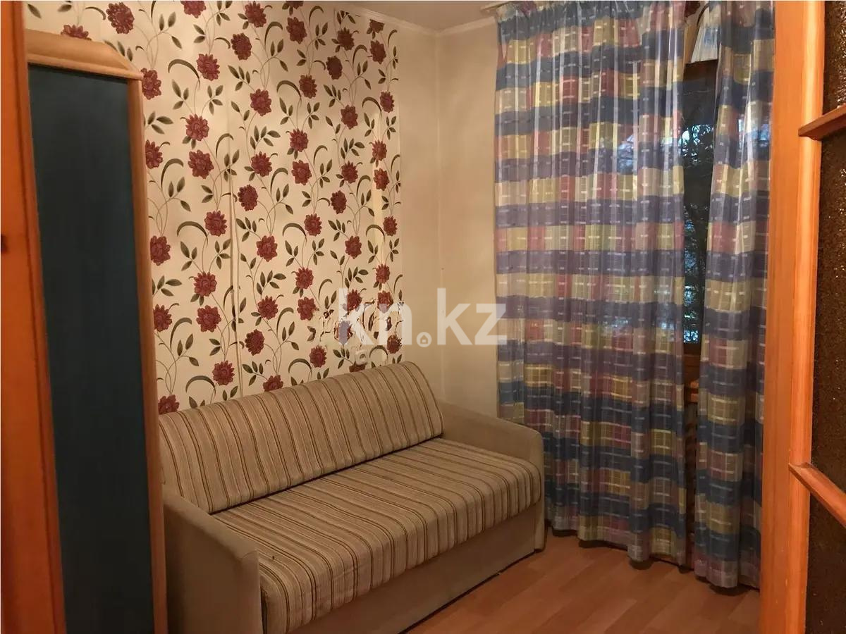 Продажа 3-комнатной квартиры, 64 м², пр. Шахтеров, дом  9 - Продажа  трехкомнатных квартир в Караганде без посредников фото 1 из 4