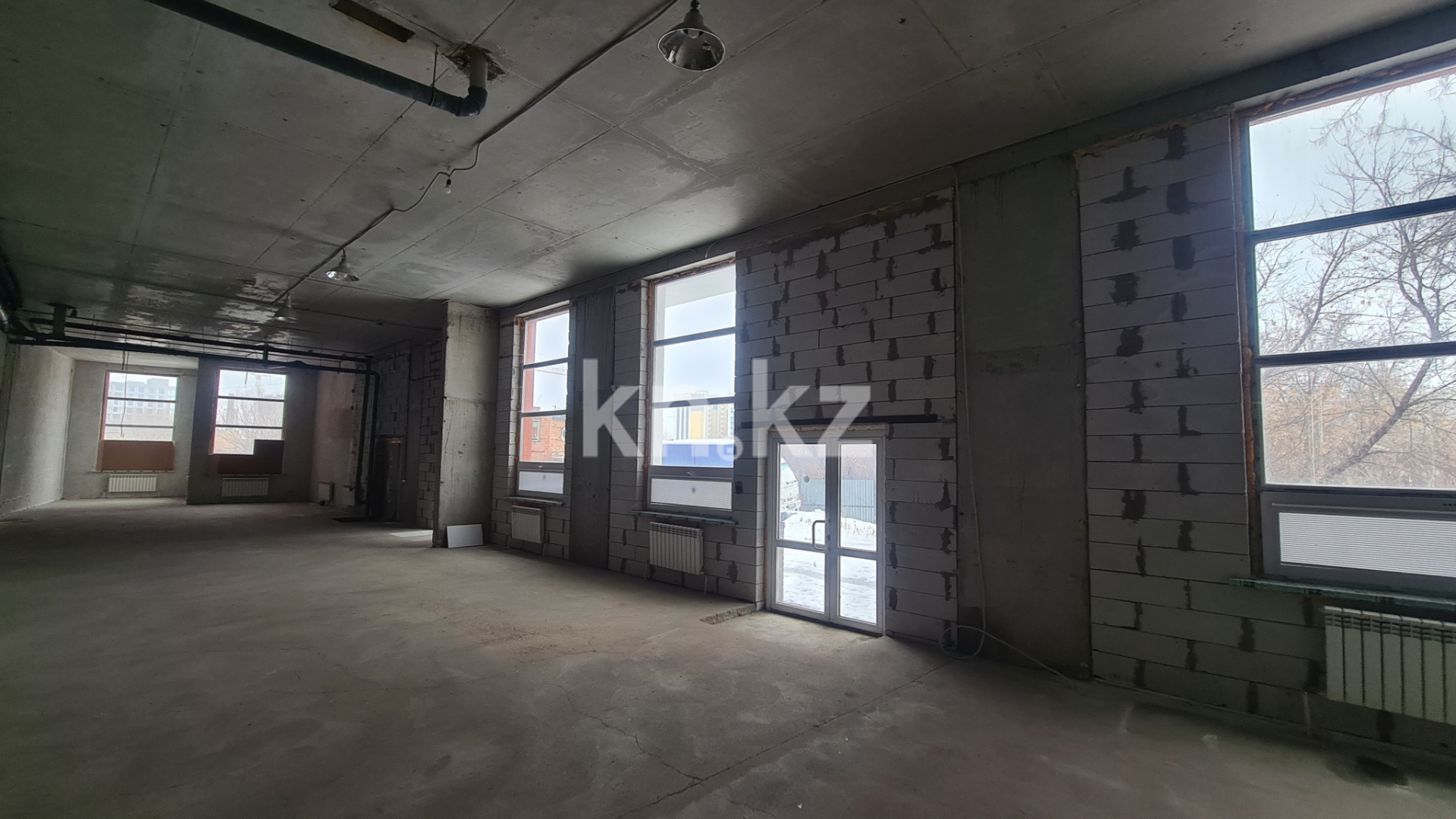 Аренда , ул. Кургальжинское шоссе, дом  20/2 - Аренда офисных и торговых помещений в Астане фото 3 из 13