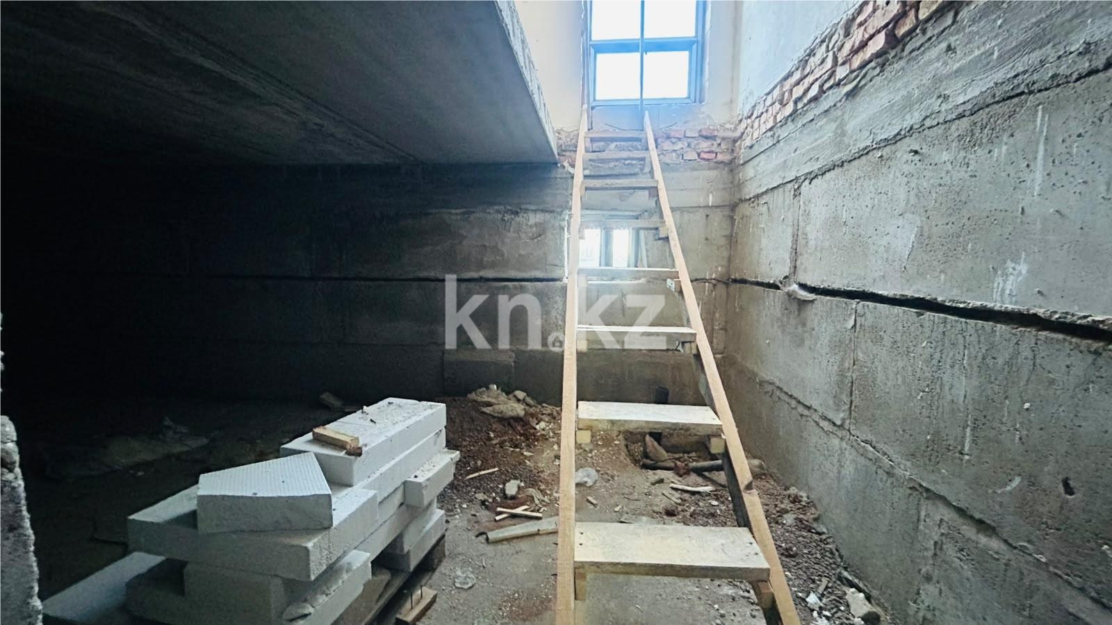 Продажа 5-комнатного дома, 211.5 м² - Продажа домов, коттеджей на Юго-Востоке Караганды фото 17 из 21