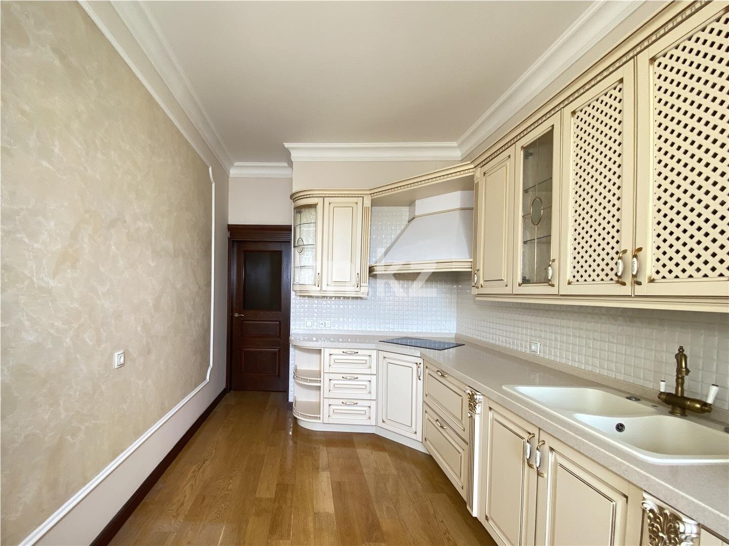 Продажа 3-комнатной квартиры, 131.8 м² в Астане - фото 7