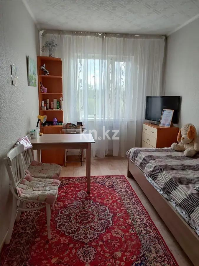 Продажа 3-комнатной квартиры, 63 м², мкр-н 14, дом  38 - Продажа  трехкомнатных квартир в Караганде без посредников фото 2 из 3