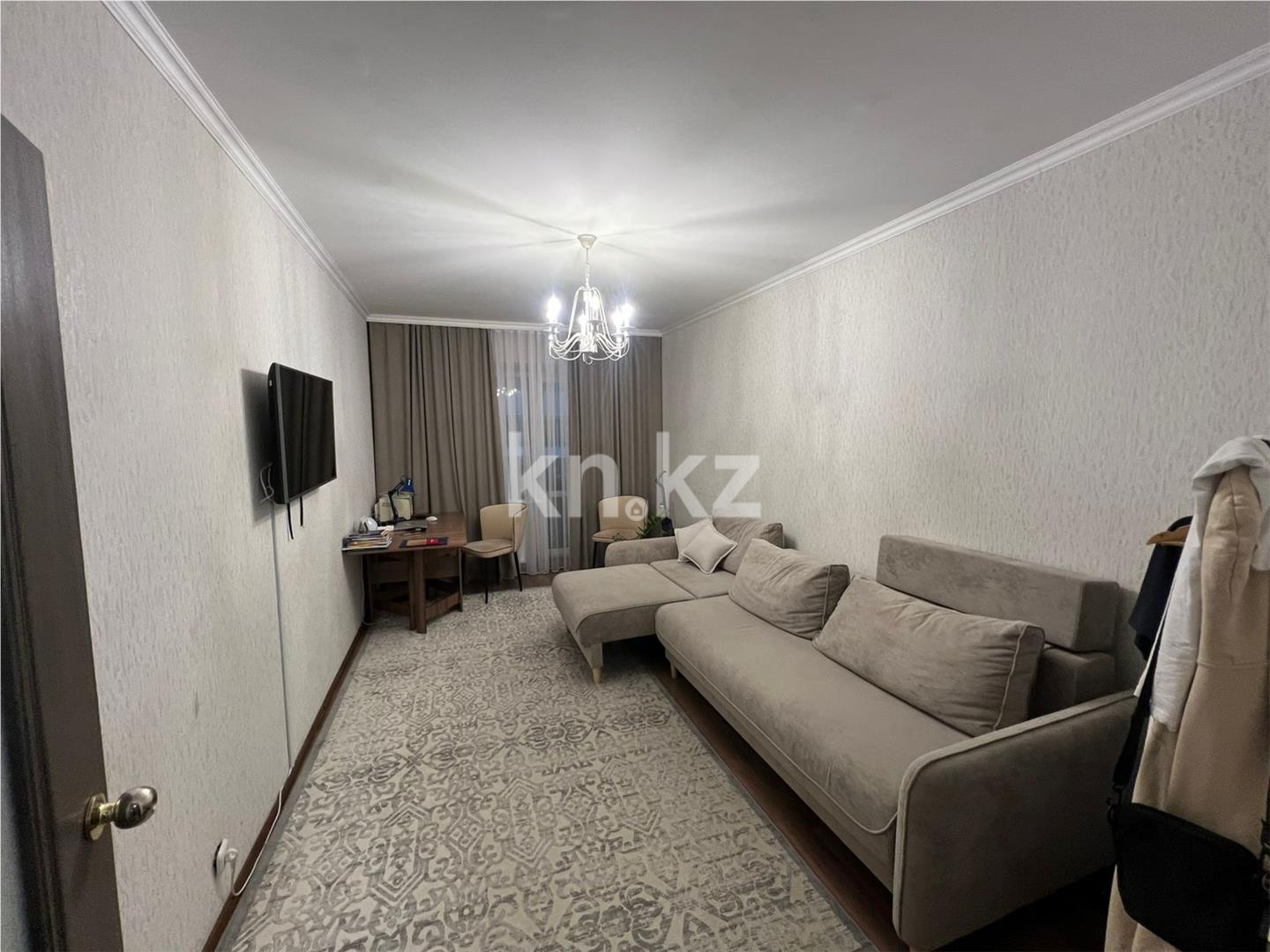 Продажа 3-комнатной квартиры, 98 м², пр. Шахтеров - Продажа  трехкомнатных квартир в Караганде фото 5 из 19