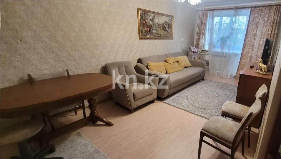 Продажа 3-комнатной квартиры, 58 м², ул. Язева, дом  11 - Продажа  трехкомнатных квартир в Караганде без посредников фото 1 из 5