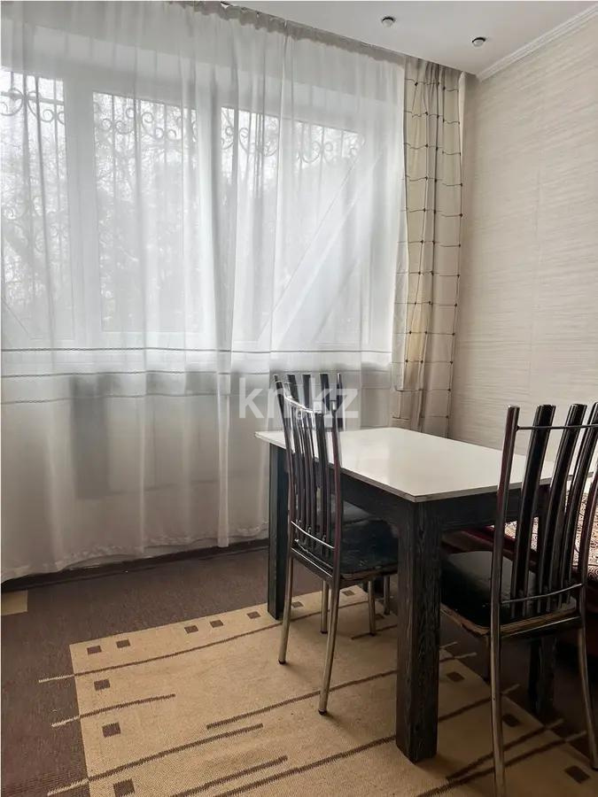 Продажа 3-комнатной квартиры, 70 м², мкр-н Аксай-4, дом  70 в Алматы - фото 2