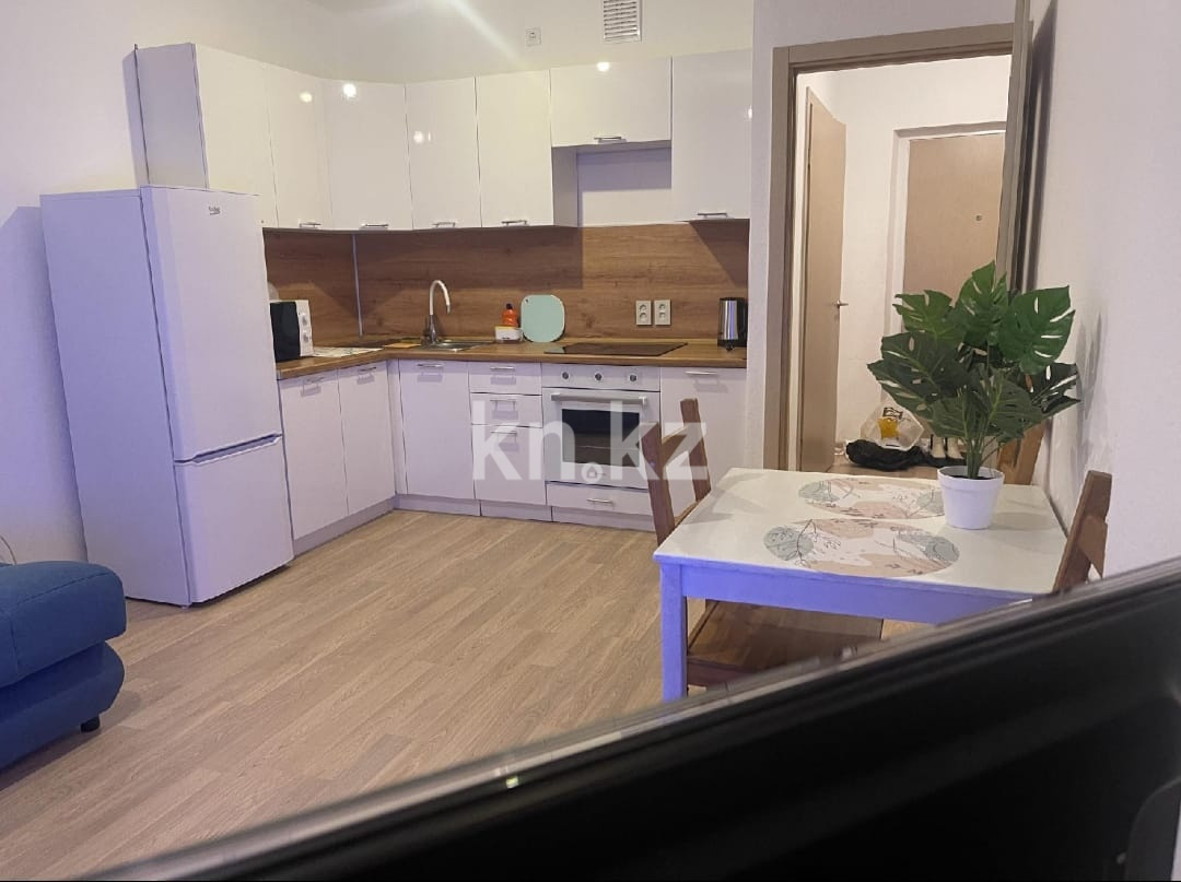 Аренда 2-комнатной квартиры, 48 м² в Астане