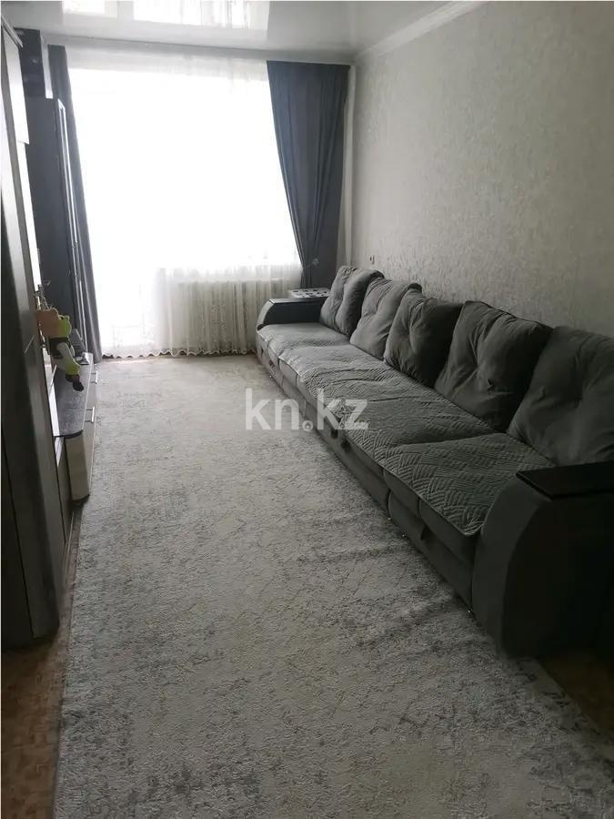 Продажа 3-комнатной квартиры, 60 м², 3 мкр-н, дом  10 - Продажа  трехкомнатных квартир в Абае фото 1 из 6