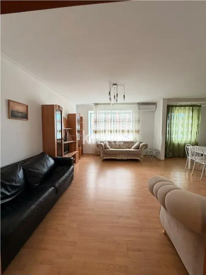 Продажа 2-комнатной квартиры, 72 м² в Астане