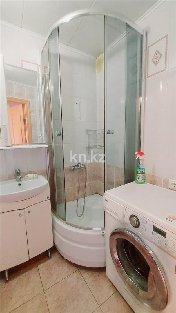 Продажа 3-комнатной квартиры, 62 м² в Караганде - фото 11