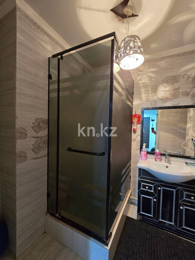 Продажа 2-комнатной квартиры, 64.4 м² в Алматы - фото 19
