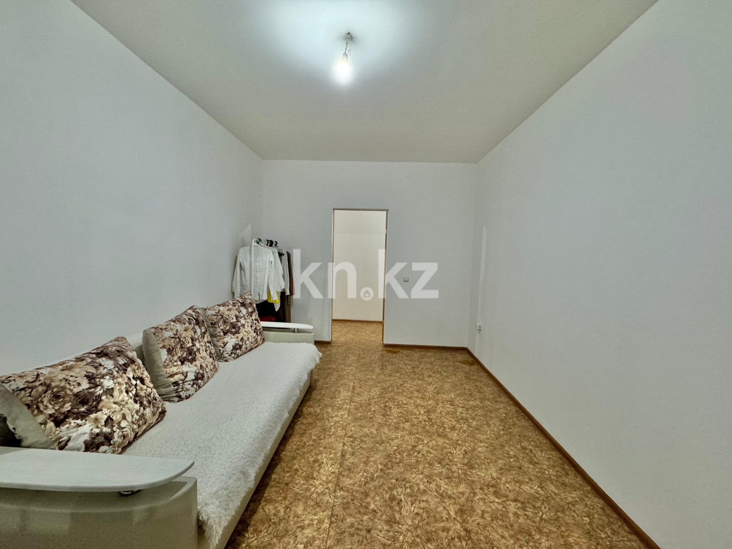 Продажа 2-комнатной квартиры, 58 м², пр. Республики, дом  1/4 - Продажа  двухкомнатных квартир в Караганде фото 1 из 10