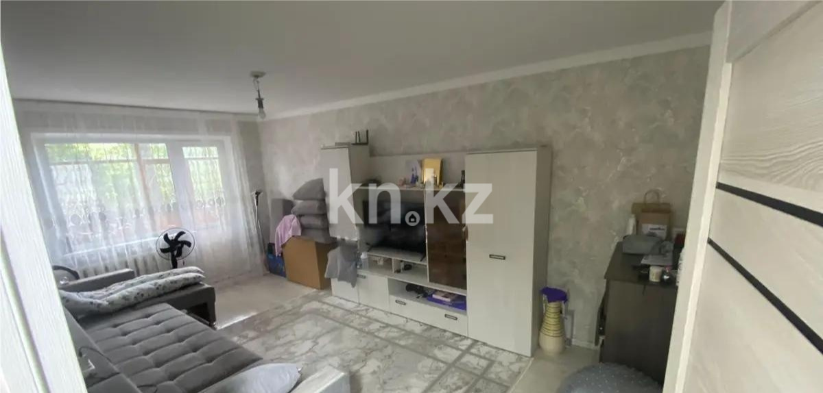 Продажа 1-комнатной квартиры, 31 м², мкр-н 14 - Продажа  однокомнатных квартир в Караганде фото 1 из 6