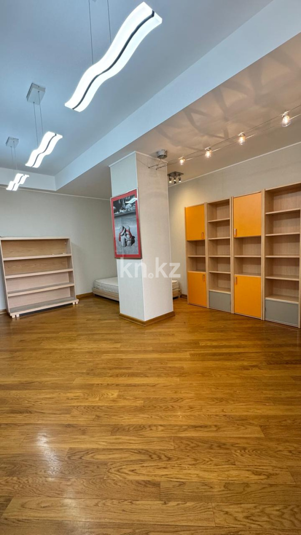 Продажа 4-комнатной квартиры, 252 м², ул. Шукшина в Алматы - фото 23