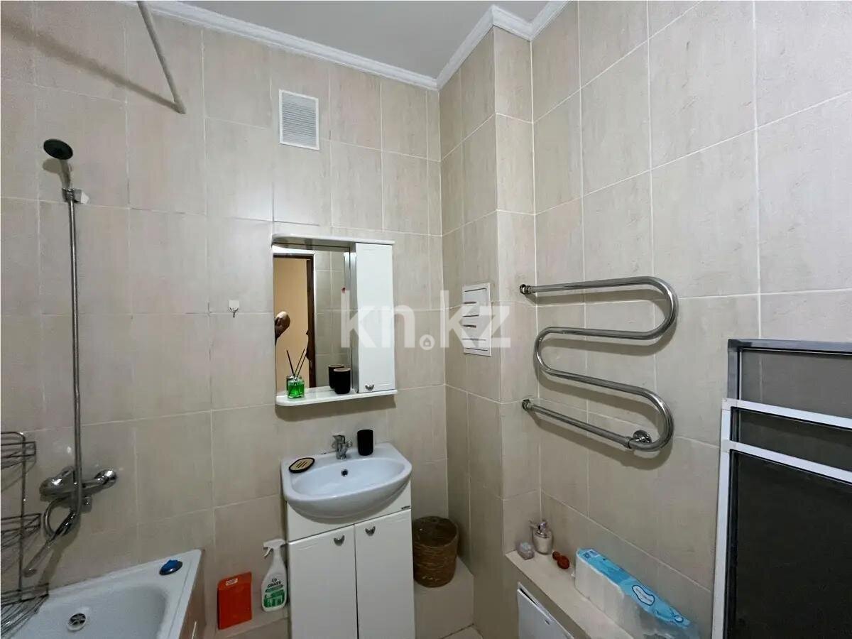 Продажа 2-комнатной квартиры, 62.5 м² в Астане - фото 4
