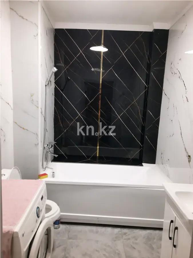 Продажа 3-комнатной квартиры, 62 м², 20 мкр., дом  38 - Продажа квартир в Казахстане фото 2 из 2