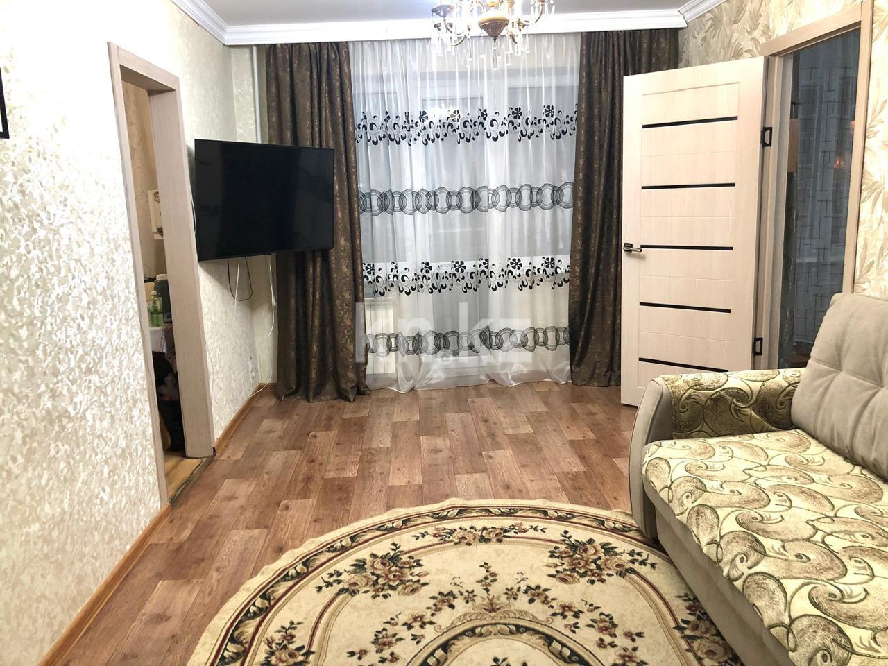 Продажа 2-комнатной квартиры, 44 м², мкр-н 13 - Продажа  двухкомнатных квартир в Караганде фото 1 из 12