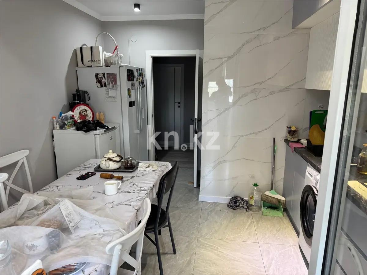 Продажа 4-комнатной квартиры, 74 м², пр. Суюнбая, дом  180А - Продажа квартир в Алматы фото 2 из 3
