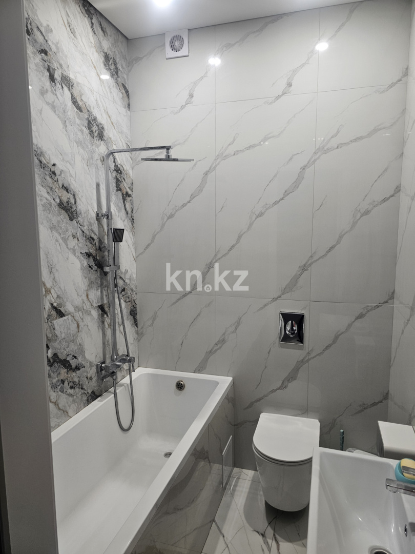 Продажа 3-комнатной квартиры, 95 м², ул. Таттимбета, дом  3/11 - Продажа  трехкомнатных квартир в Караганде без посредников фото 12 из 14