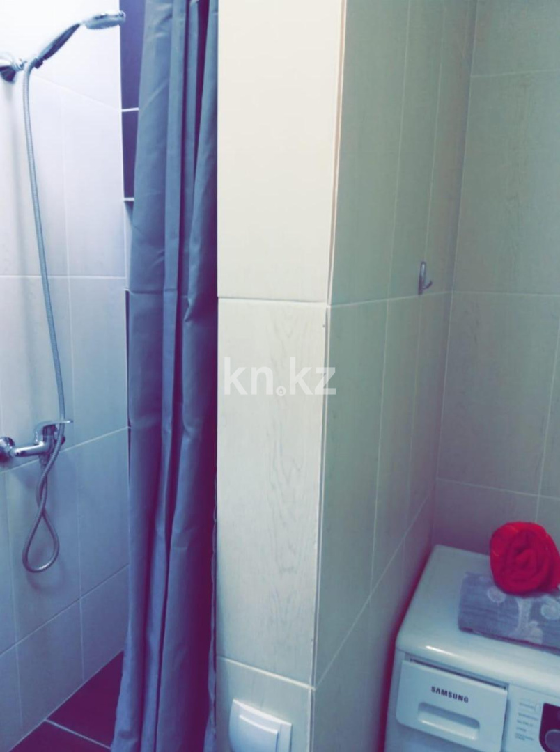 Аренда 1-комнатной квартиры посуточно, 40 м², ул. Керей, Жанибек хандар, дом  12/1 - ул. Сауран - Аренда  однокомнатных квартир посуточно в Астане с фото фото 8 из 9
