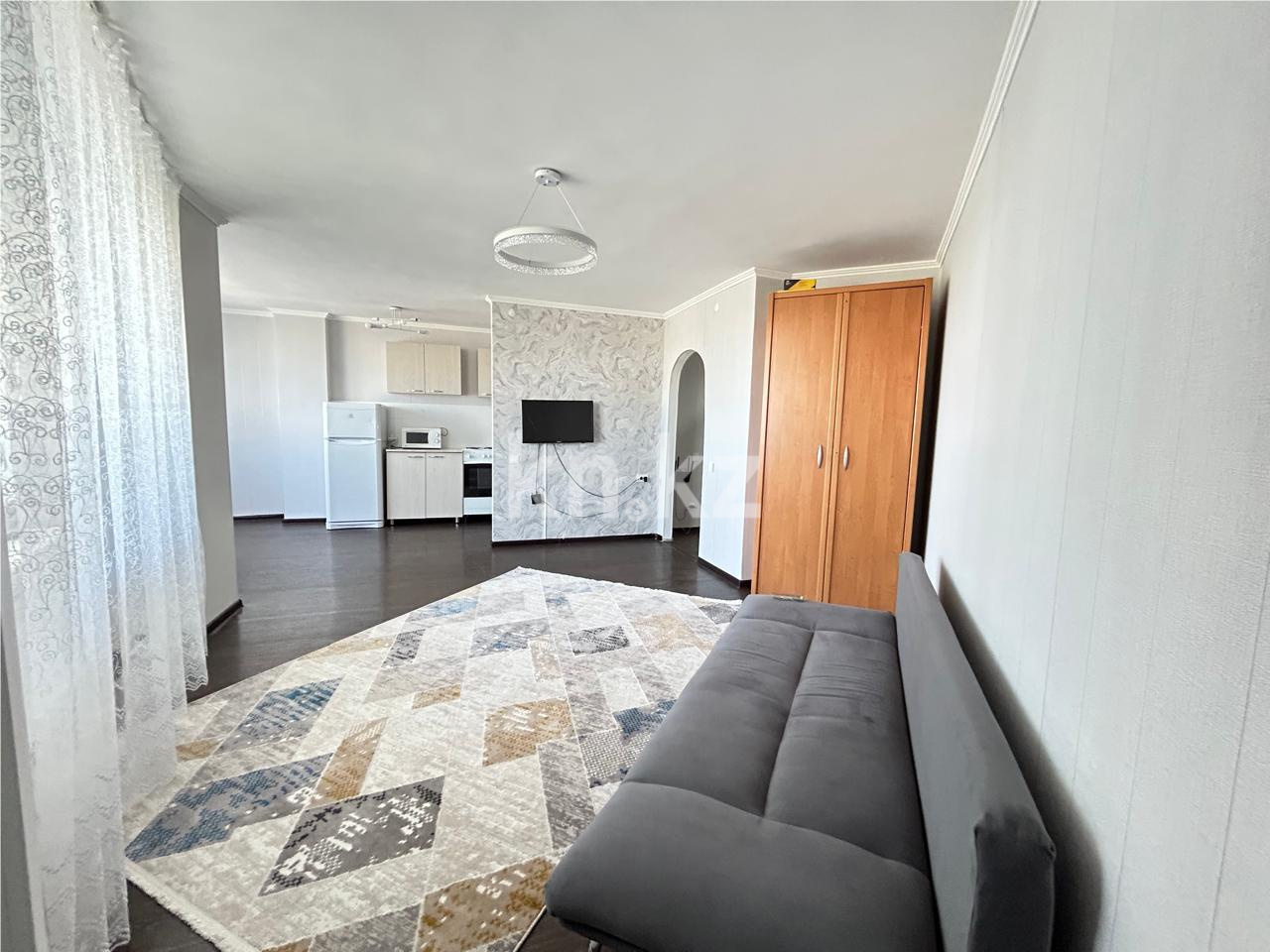 Продажа 1-комнатной квартиры, 42 м², ул. Кенесары - Продажа квартир в Астане фото 2 из 11