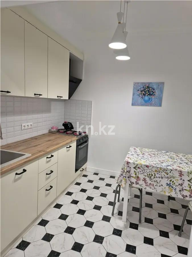Продажа 1-комнатной квартиры, 37 м², пр. Мангилик Ел, дом  40/2 в Астане - фото 3