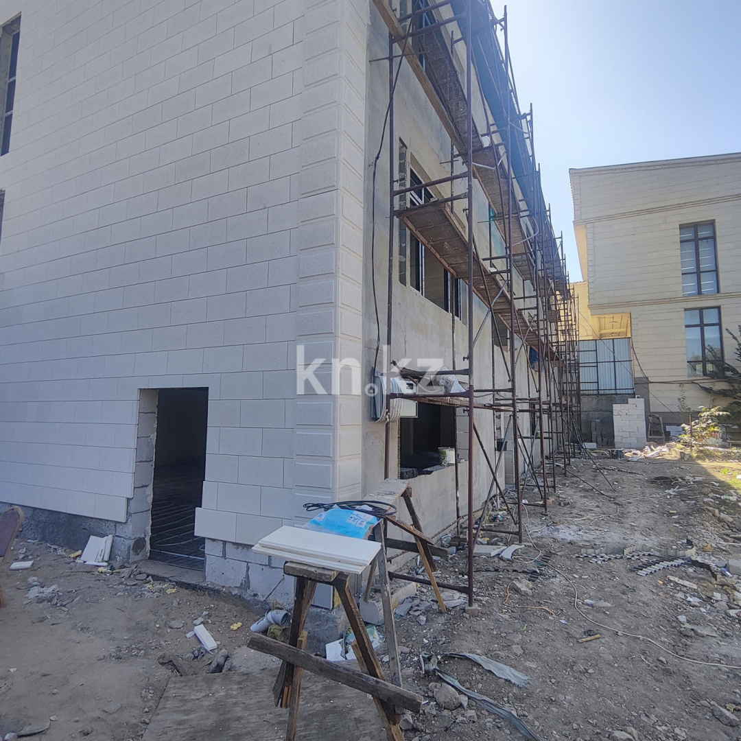 Продажа , 800 м², ул. Поль Гурдэ - Продажа офисных и торговых помещений в Алматы фото 10 из 12