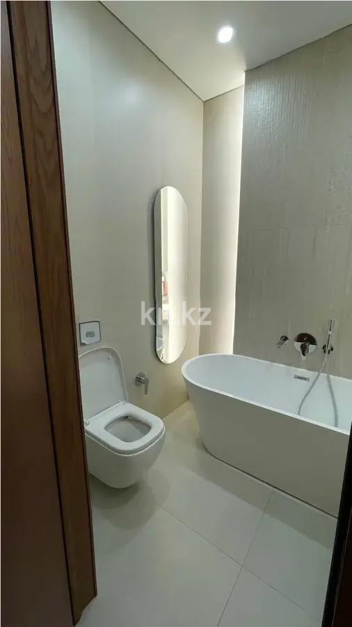 Продажа 3-комнатной квартиры, 92 м², пр. Аль-Фараби, дом  7/3 в Астане - фото 5