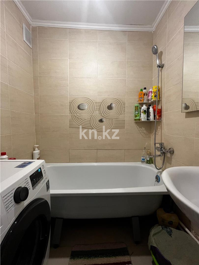 Продажа 3-комнатной квартиры, 64 м² в Караганде - фото 6