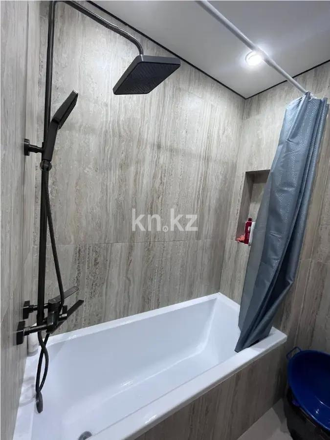 Продажа 3-комнатной квартиры, 71.2 м², ул. Жолымбет, дом  42/5 - Продажа квартир в Алматы фото 4 из 5