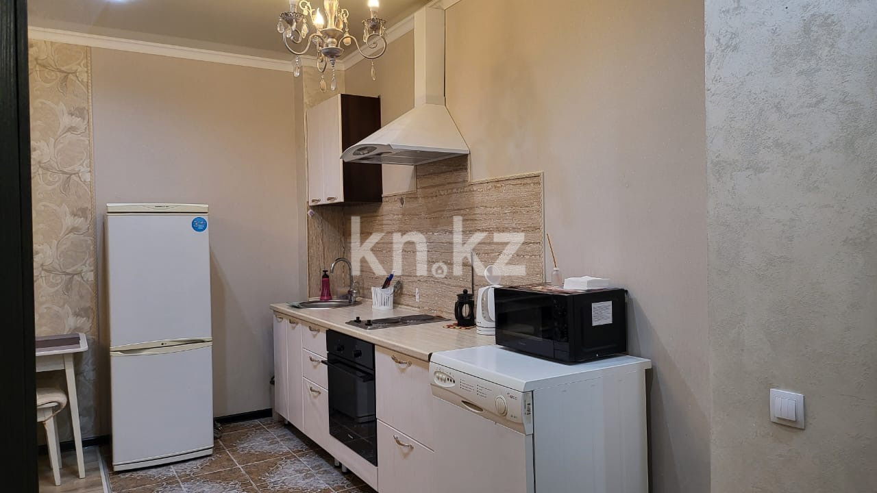 Аренда 1-комнатной квартиры посуточно, 50 м², пр. Республики, дом  42 - Аренда квартир посуточно в Караганде с фото фото 4 из 12