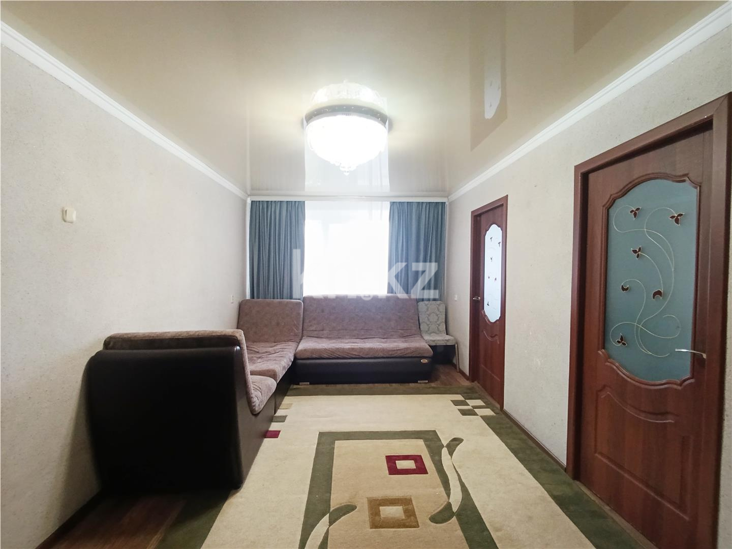 Продажа 3-комнатной квартиры, 62 м², мкр-н 21 - Продажа квартир в Караганде фото 1 из 14