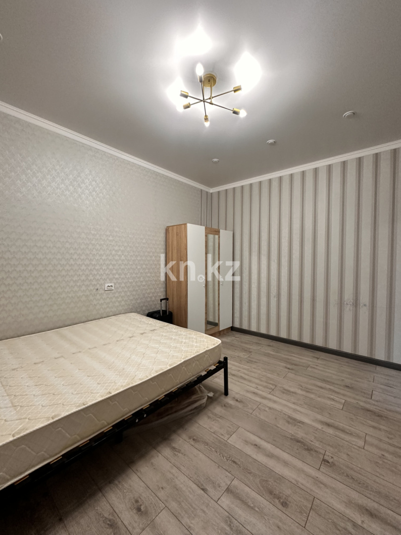 Продажа 2-комнатной квартиры, 66 м², ул. Ашимова, дом  21 в Караганде - фото 6