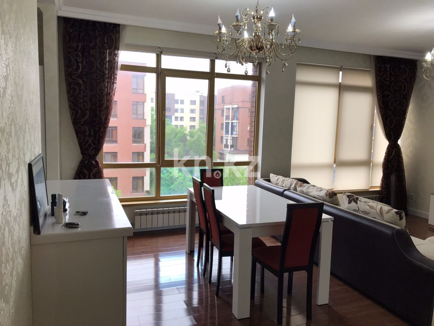 Продажа 3-комнатной квартиры, 105 м², улица Еркегали Рахмадиева - Продажа квартир в Алматы фото 2 из 19