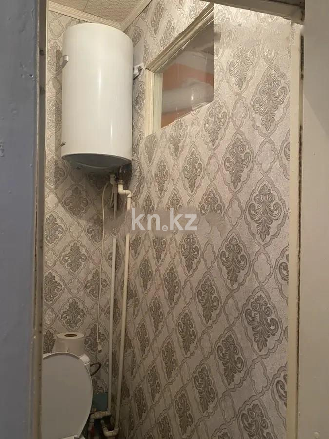 Продажа 2-комнатной квартиры, 47 м², мкр-н 15 в Караганде - фото 7