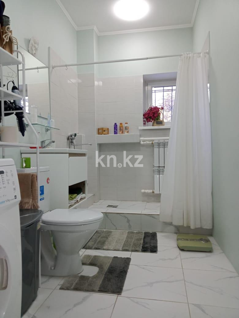 Продажа 5-комнатного дома, 274.6 м², ул. Доскея - Продажа домов, коттеджей в Караганде фото 25 из 26