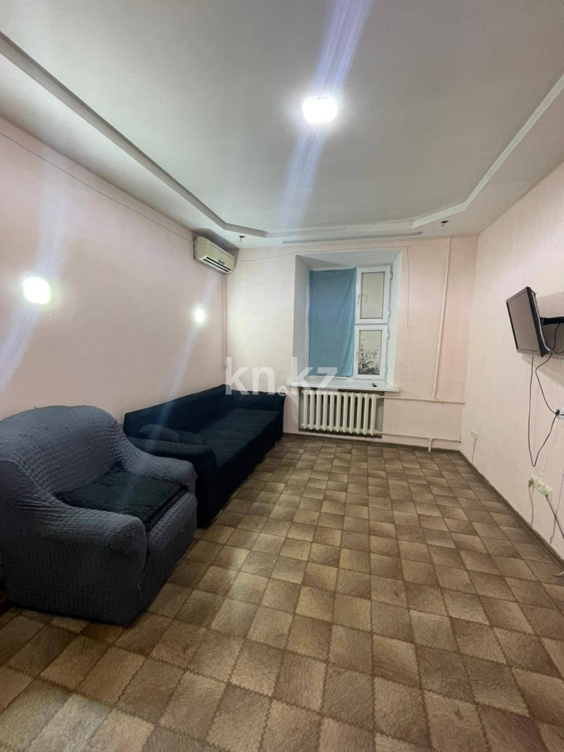 Аренда 1-комнатной квартиры, 35 м², ул. Есенберлина, дом  15 - пр. Женис - Аренда квартир помесячно в Казахстане фото 1 из 6