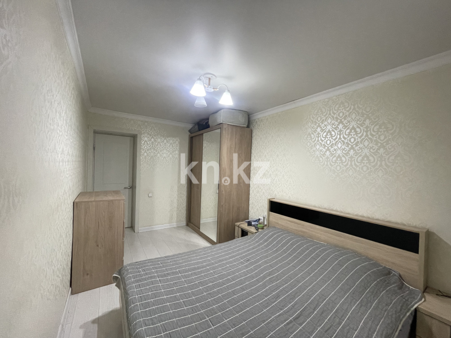 Продажа 3-комнатной квартиры, 57.4 м², ул. Аманжолова, дом  67 в Караганде - фото 6