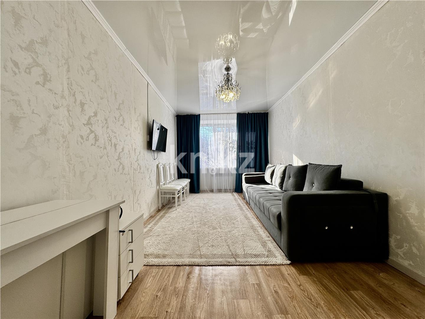 Продажа 4-комнатной квартиры, 90 м² в Караганде