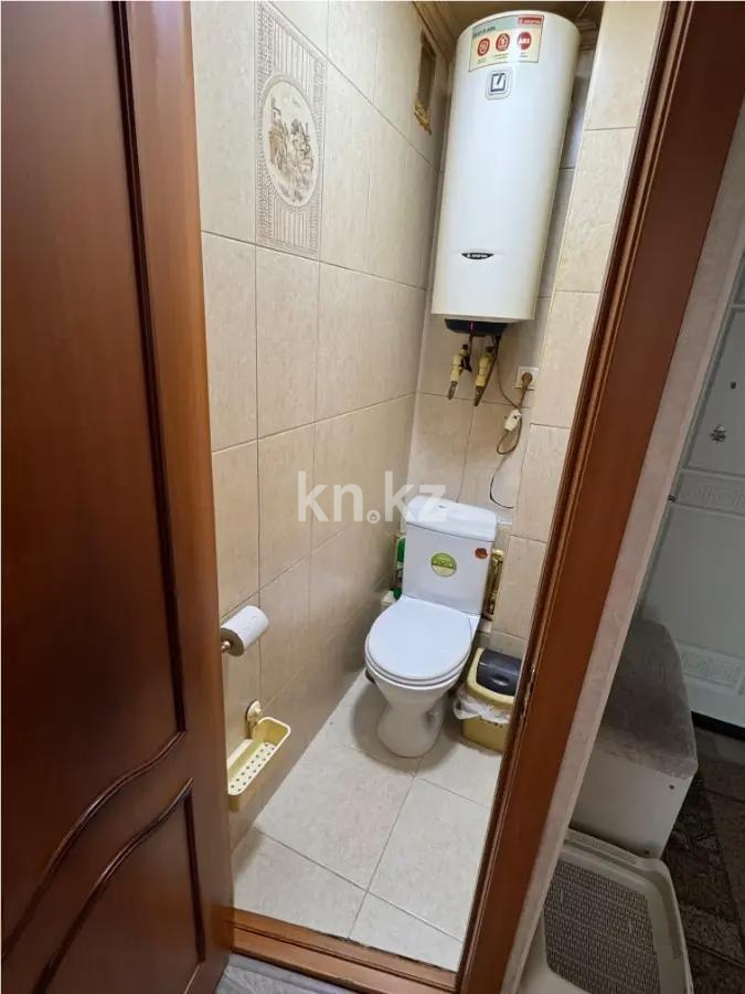 Продажа 3-комнатной квартиры, 62 м², ул. Муканова, дом  10 в Караганде - фото 5