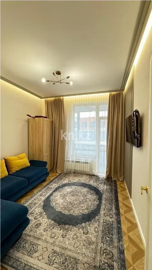 Продажа 3-комнатной квартиры, 69 м², ул. Байтурсынова, дом  14/2 - Продажа  трехкомнатных квартир в Астане без посредников фото 1 из 8