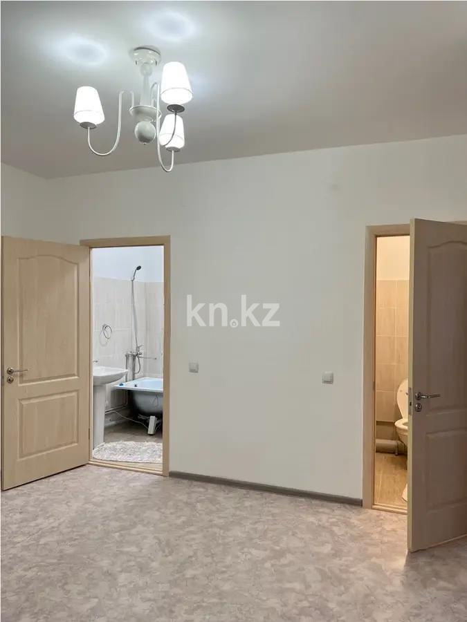 Продажа 3-комнатной квартиры, 81 м², ул. Кунаева, дом  336 в Алматы - фото 6