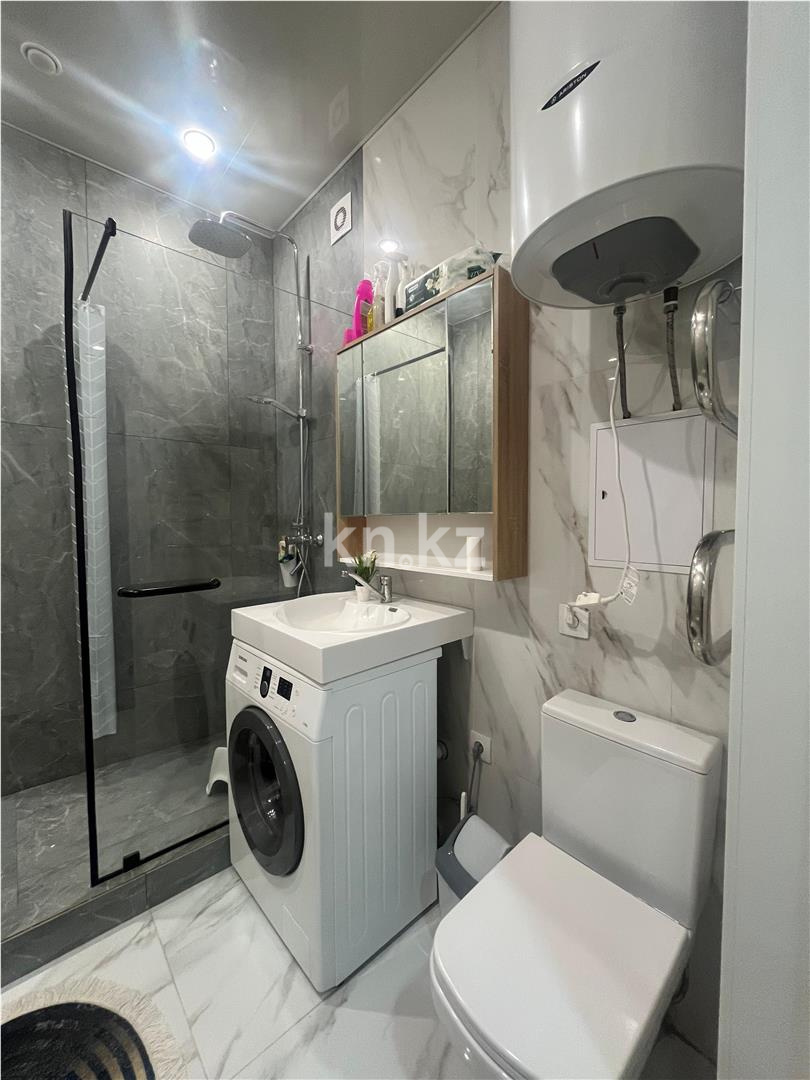 Продажа 2-комнатной квартиры, 70 м², пр. Строителей, дом  33/4 - Продажа квартир в Караганде с фото фото 11 из 14