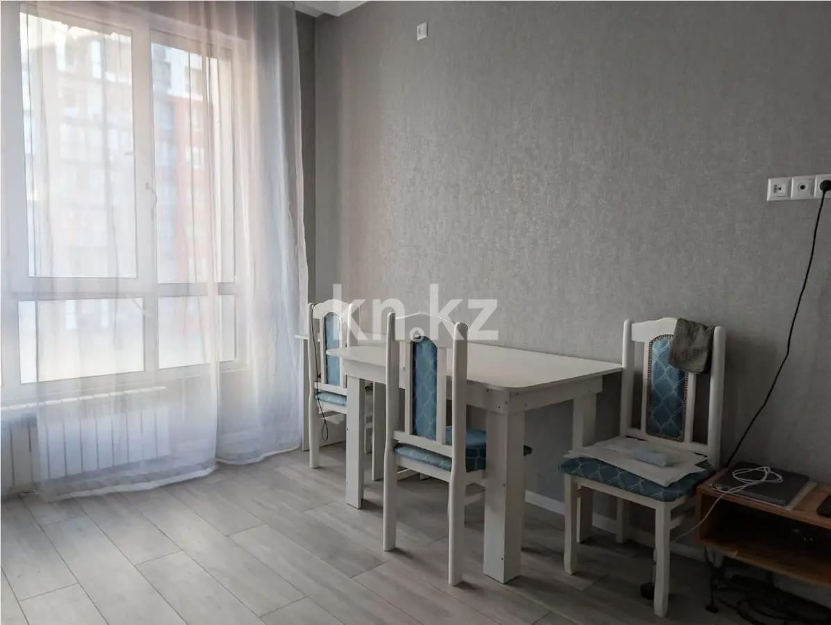 Продажа 1-комнатной квартиры, 42.3 м², пр. Абая, дом  164 в Алматы