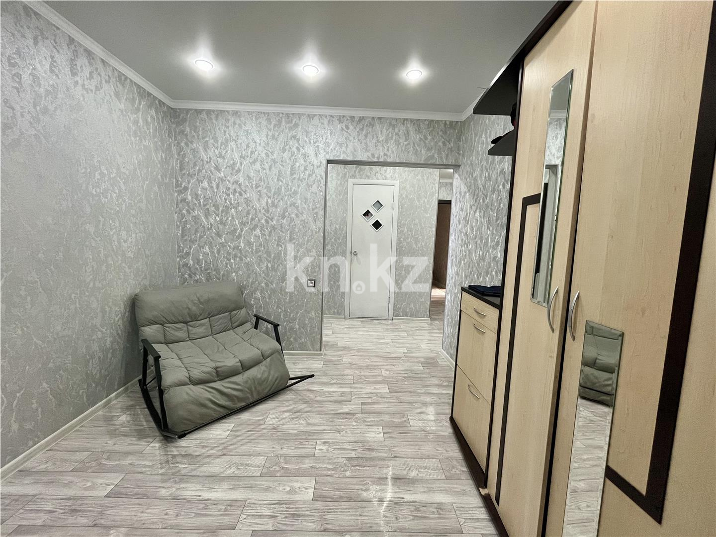 Продажа 6-комнатной квартиры, 79 м², ул. 9-й мкр., дом  42 - Продажа квартир в Темиртау фото 10 из 18