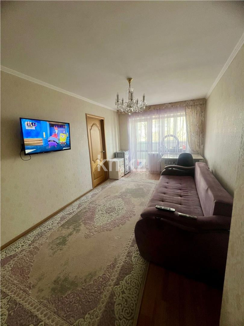 Продажа 2-комнатной квартиры, 43 м², ул. Ерубаева в Караганде