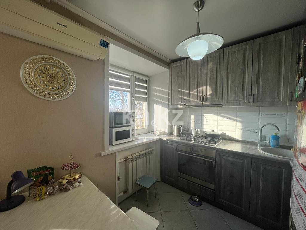 Продажа 3-комнатной квартиры, 56 м², ул. Ермекова - Продажа  трехкомнатных квартир в Караганде фото 1 из 13