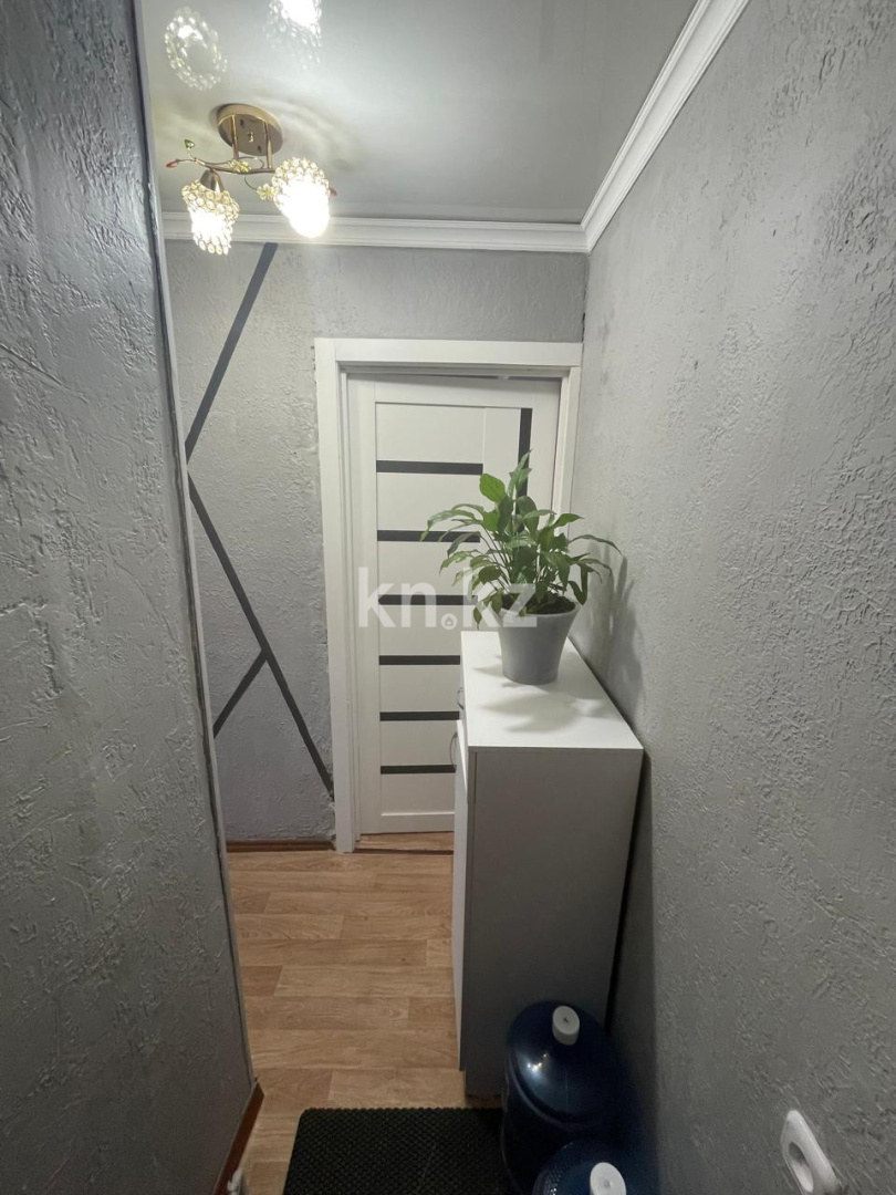 Продажа 2-комнатной квартиры, 44 м² - Продажа двухкомнатных квартир от собственников в Караганде - страница 2 фото 7 из 9
